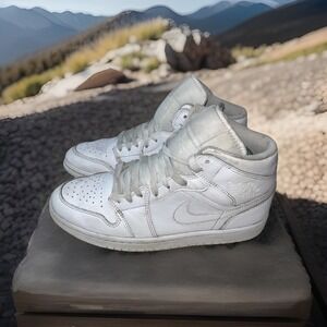 Nike Air Jordan 1 Mid Shoes Mens Size 8.5 554724-136 Basketball Leather‎ Jordans